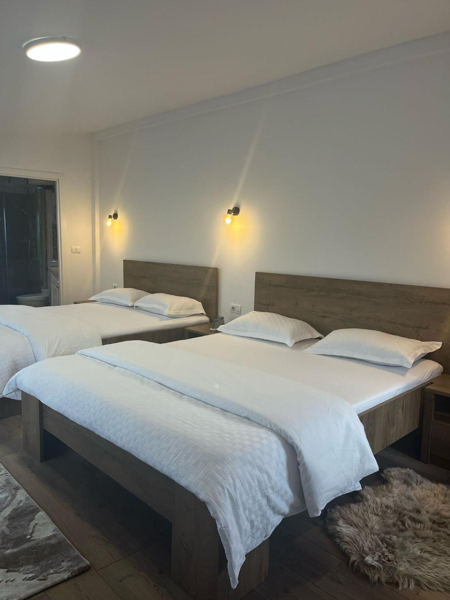 Casa Anna&Criss Apartment Orsova Luaran gambar